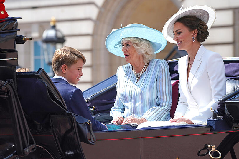 Prinz George, Herzogin Camilla und Herzogin Kate