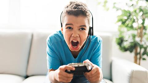 Auf j&uuml;ngere Spielerinnen und Spieler haben die Lootbox-Mechaniken eine besonders starke Wirkung.