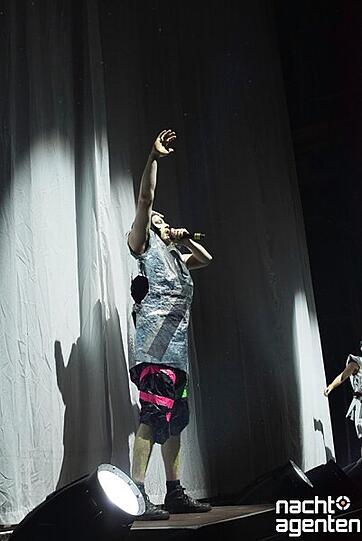 Hip-Hop a la Deichkind. Bilder von der fulminanten Show am 23.11 im Zenith in München.