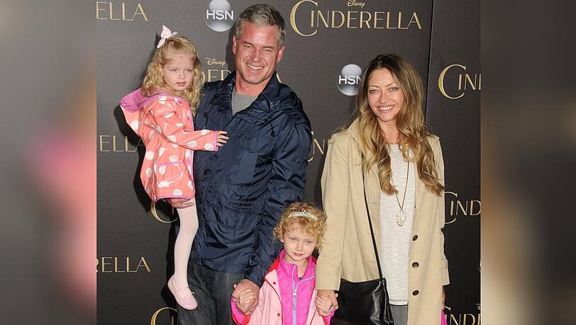 Eric Dane mit Ehefrau Rebecca Gayheart und den beiden T&ouml;chtern Billie und Georgie.