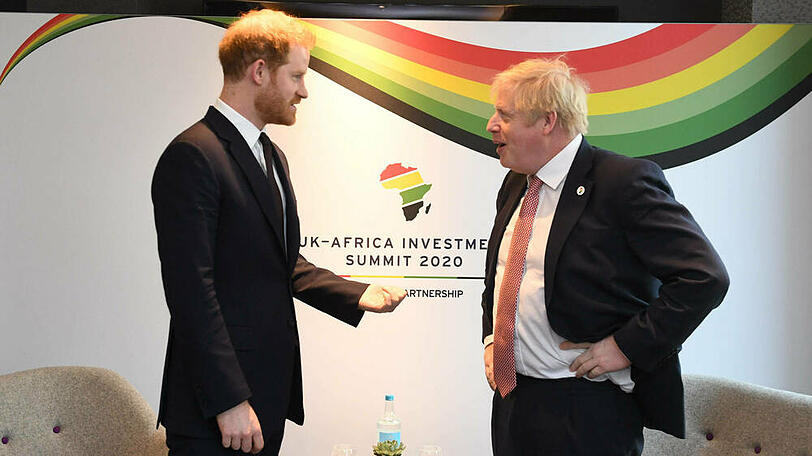 Prinz Harry im Gespräch mit Premierminister Boris Johnson