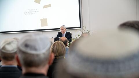 Der Pr&auml;sident des Zentralrats der Juden, Josef Schuster, ist in Bayreuth zu Gast.