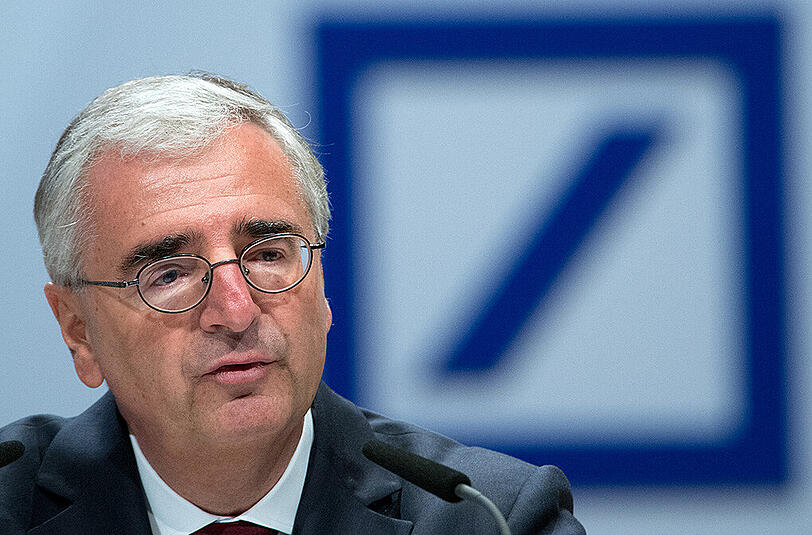 Paul Achleitner, ist Vorsitzender des Aufsichtsrats der Deutschen Bank. Erstmals seit 2009 verdienen Aufsichtsratschefs deutscher Topkonzerne weniger. Foto: Boris Roessler/Archiv