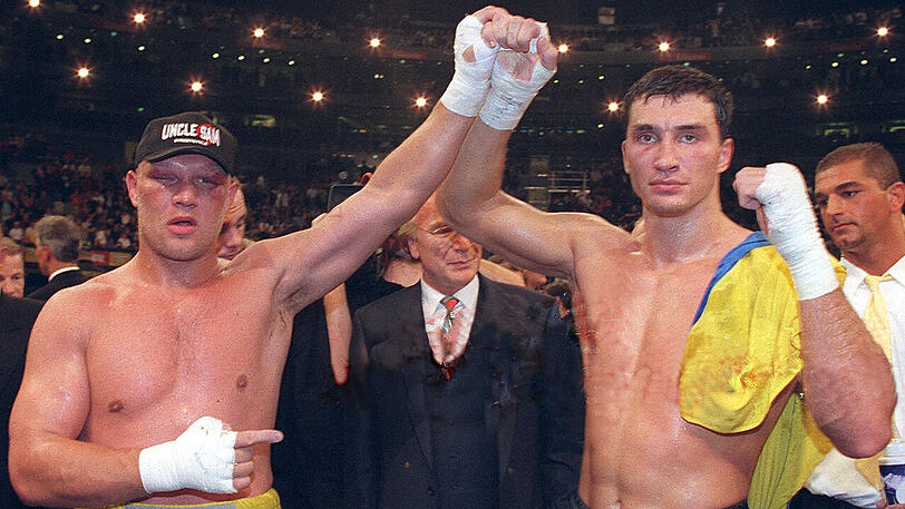 "Ich habe üble Prügel bezogen", sagt Schulz (l.) über seinen Kampf im Jahre 1999 gegen Klitschko.