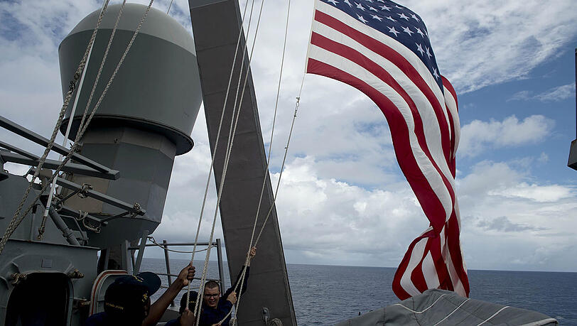 Die "USS John S. McCain" bei einem Einsatz im Südchinesischen Meer. Die "USS John S. McCain" bei einem Einsatz im Südchinesischen Meer.