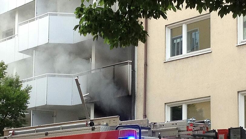 Großeinsatz in der Maxvorstadt. In einer Wohnung über dem duplexx-Shop in der Theresienstraße hat es gebrannt. Großeinsatz in der Maxvorstadt. In einer Wohnung über dem duplexx-Shop in der Theresienstraße hat es gebrannt.