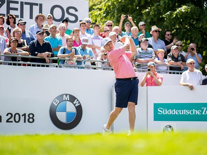 Ein Golfspieler bei der BMW International Open. Foto: Marcel Kusch/dpa/Symbolbild