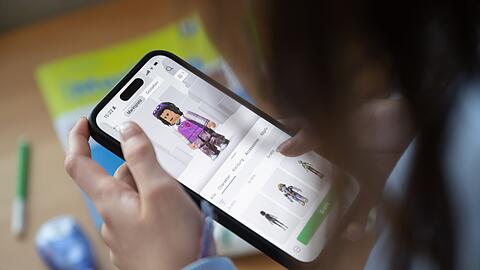 Die Spieleplattform Roblox ist auch bei Kindern und Jugendlichen beliebt. (Archivbild)