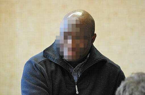 Der Angeklagte Folly G. (49) stammt aus Togo und ist ein politischer Flüchtling. Er arbeitete zuletzt als Koch.