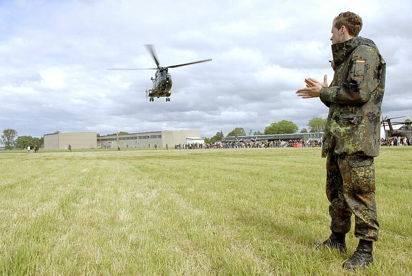 Bundeswehrreform: Erding pocht auf Hilfe | Abendzeitung München