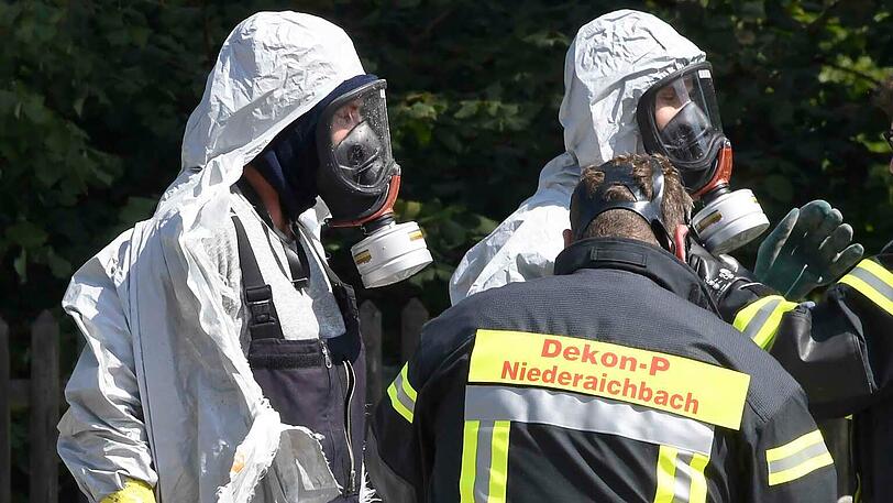 Giftige Dämpfe stiegen von dem Firmengelände empor.
