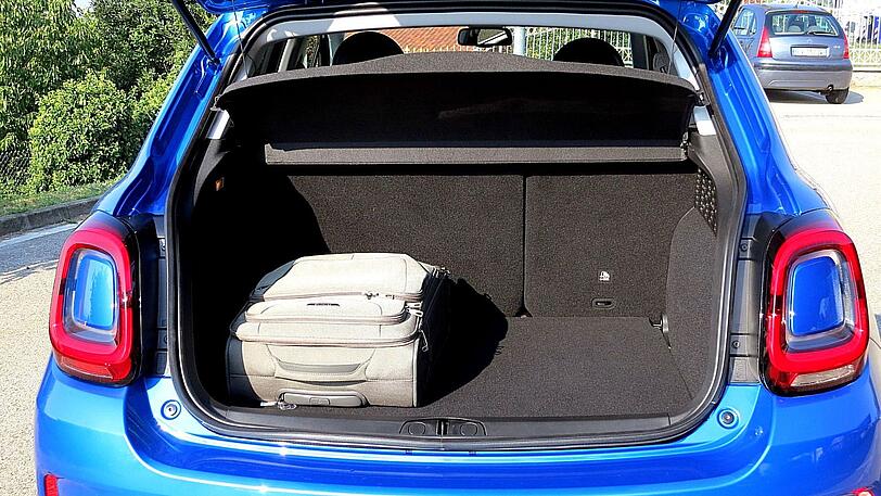 Aufgeräumt: Der Kofferraum fasst bei voller Bestuhlung 350 Liter.