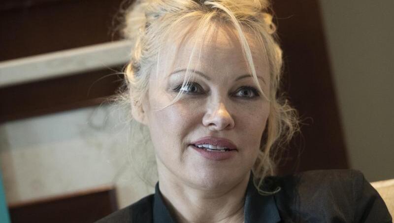 Pamela Anderson setzt sich schon lange für den Tier- und Klimaschutz ein. Pamela Anderson setzt sich schon lange für den Tier- und Klimaschutz ein.