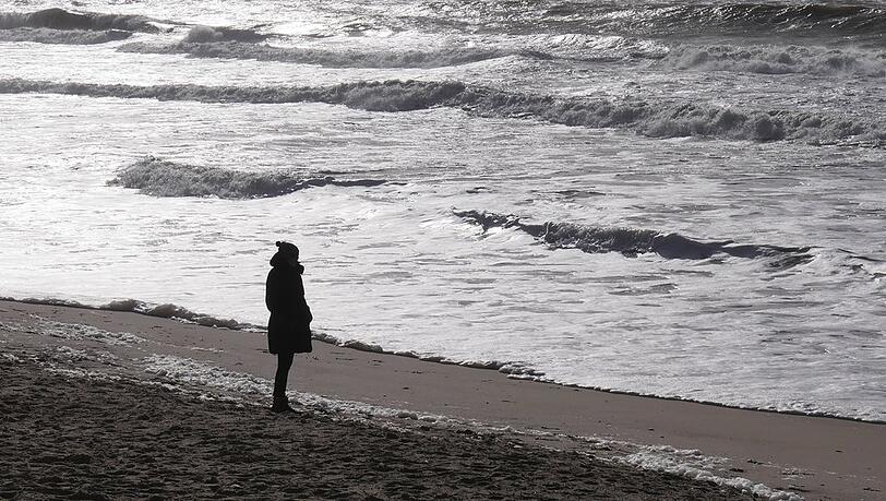 An der Nordsee sind die Strände im Winter leer.
