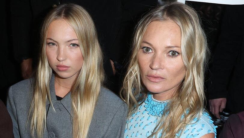 Oft zusammen unterwegs: Im Januar besuchten Lila Grace und Kate Moss zusammen die Dior-Show bei der Paris Fashion Week in Paris.