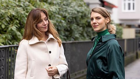 "Unter uns": Dana (l.) und Stellas Freundschaft bekommt allm&auml;hlich Risse.