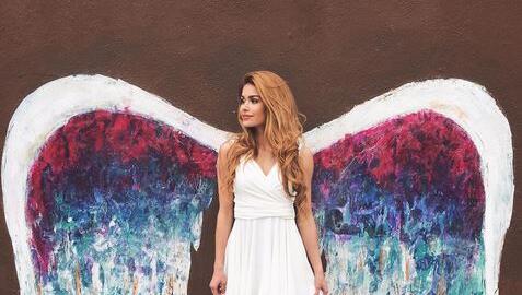 Im Engelsoutfit: Pamela Reif Im Engelsoutfit: Pamela Reif