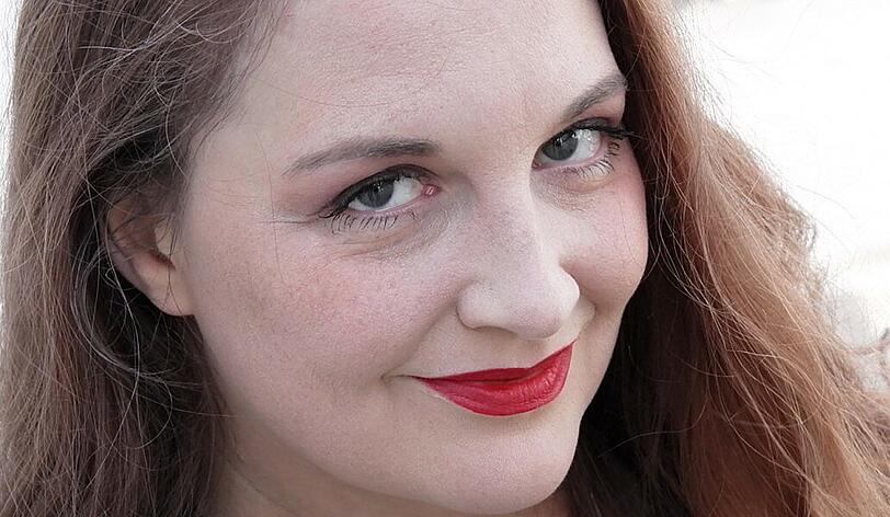Ansichten eines Ex-Mädchens: Luci van Org, früher Chartswunder, arbeitet heute als Drehbuch- und Romanautorin. Gesungen wird nur noch in der Gothic-Szene. Am 17. Januar startet die ARD-Serie "WAPO Bodensee", für die van Org und ihr Mann Axel Hildebrandt Drehbücher verfassten.