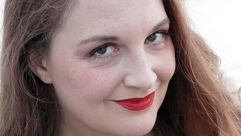 Ansichten eines Ex-Mädchens: Luci van Org, früher Chartswunder, arbeitet heute als Drehbuch- und Romanautorin. Gesungen wird nur noch in der Gothic-Szene. Am 17. Januar startet die ARD-Serie "WAPO Bodensee", für die van Org und ihr Mann Axel Hildebrandt Drehbücher verfassten.