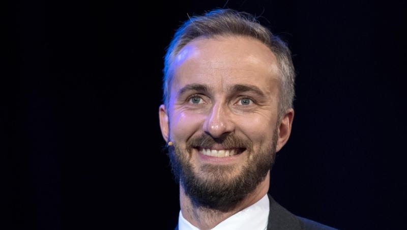 Jan Böhmermann ist offiziell in die SPD aufgenommen worden. Jan Böhmermann ist offiziell in die SPD aufgenommen worden.