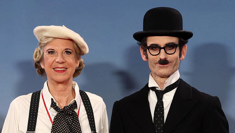 Katja Wildermuth, Intendantin des Bayerischen Rundfunks mit Björn Wilhelm auf dem Weg zur „Fastnacht in Franken“. Katja Wildermuth, Intendantin des Bayerischen Rundfunks mit Björn Wilhelm auf dem Weg zur „Fastnacht in Franken“.