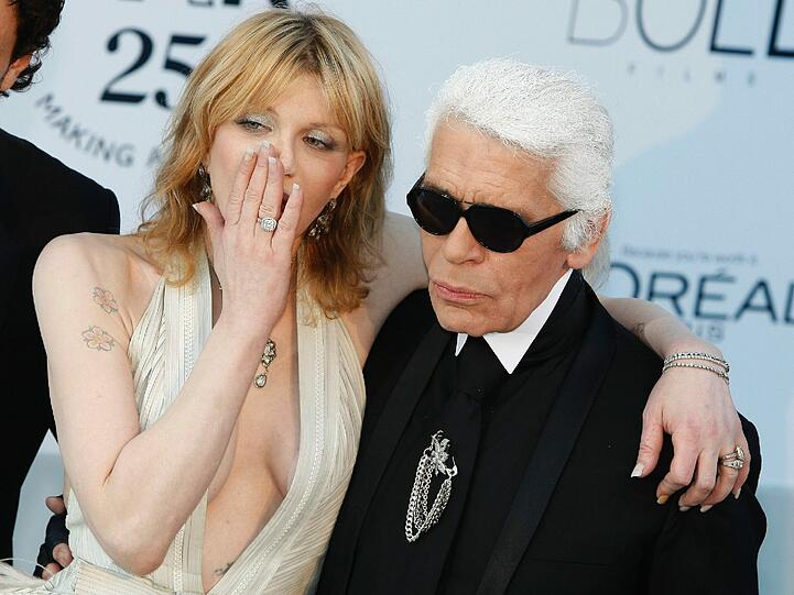 Was wohl Mode-Guru Karl Lagerfeld gerade dachte?