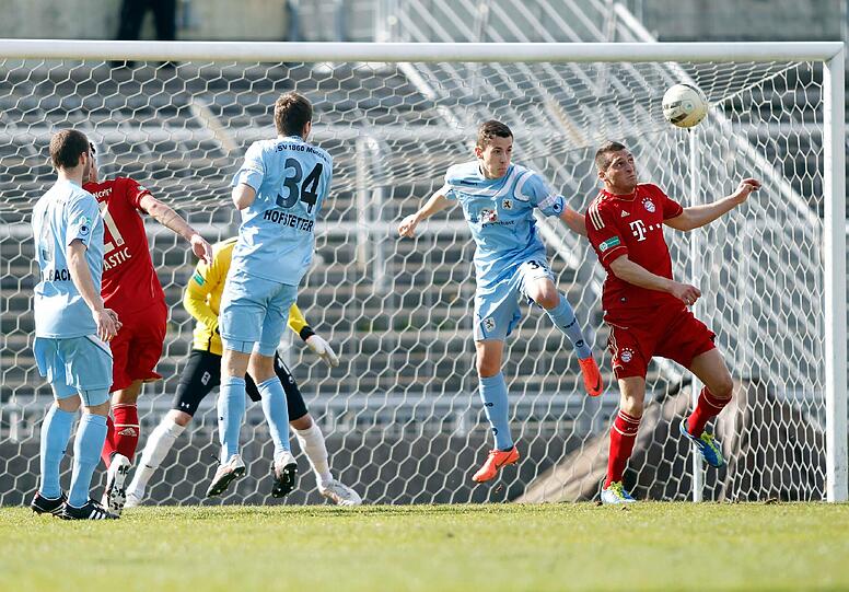 Beim kleinen Derby am Dienstag trafen die Bayern-Amateure auf die Junglöwen. Die Bayern gewannen mit 1:0.