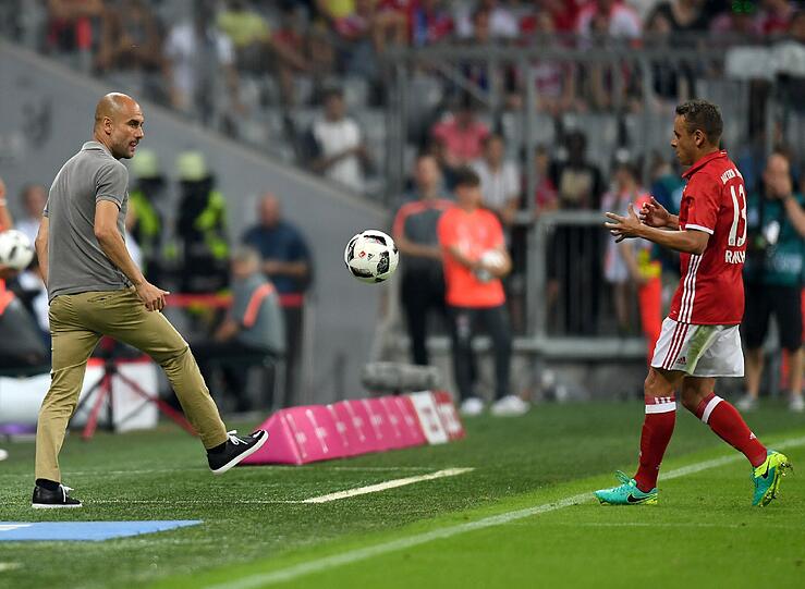 Ein Testspiel des FC Bayern München gegen Manchester City, gezeigt im ZDF &ndash; muss das sein?