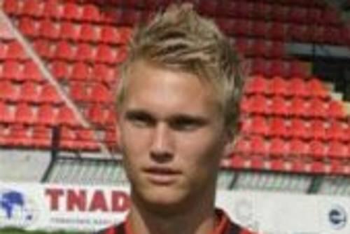 Heiß begehrt: Der slowakische Nationalspieler Lubos Hanzel.