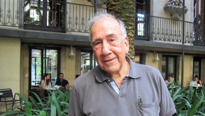 Der spanische Dichter Joan Margarit (81) wird mit dem diesjährigen Cervantes-Literaturpreis ausgezeichnet. Der spanische Dichter Joan Margarit (81) wird mit dem diesjährigen Cervantes-Literaturpreis ausgezeichnet.