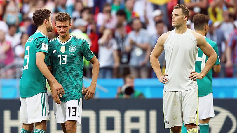 Völlig bedient: Manuel Neuer und das DFB-Team nach dem Aus bei der Fußball-WM 2018.