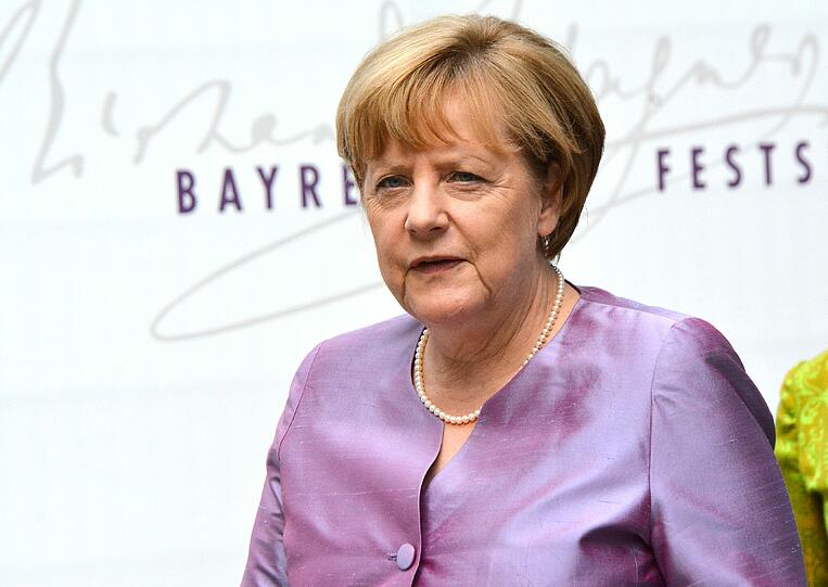 Die Kanzlerin beim Besuch der Vorstellung.