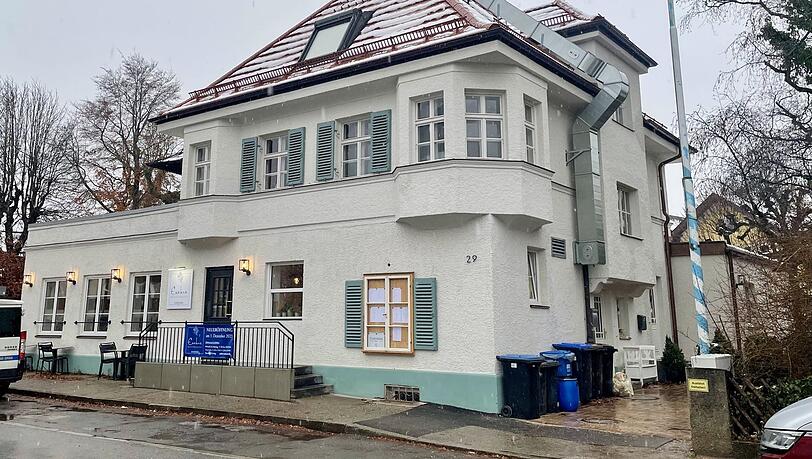 Das Restaurant Eschi's in Tutzing. Das Gebäude hat eine lange Historie: Jahrzehntelang war hier eine Konditorei drin.