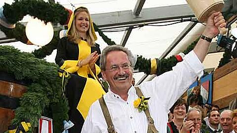 Wie viele Schläge braucht er heuer: OB Christian Ude