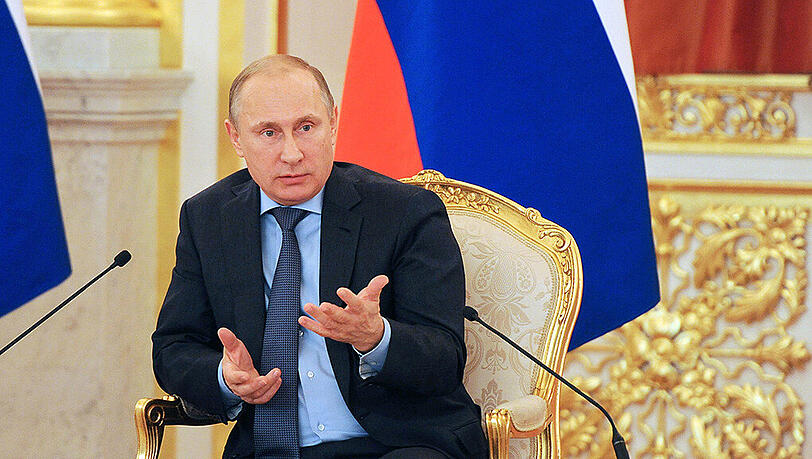 Putin: "Für Russland hat die Krim (...) große zivilisatorische und sakrale Bedeutung. So wie der Tempelberg in Jerusalem für die, die sich zum Islam oder zum Judentum bekennen." Putin: "Für Russland hat die Krim (...) große zivilisatorische und sakrale Bedeutung. So wie der Tempelberg in Jerusalem für die, die sich zum Islam oder zum Judentum bekennen."