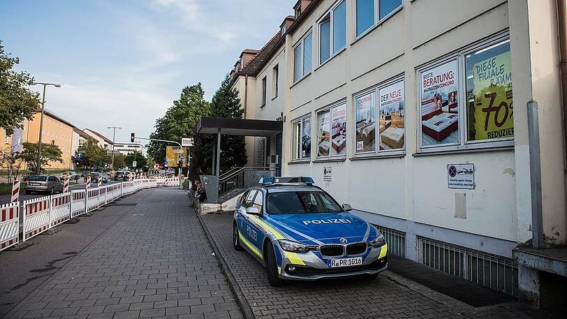 Das Mehrfamilienhaus in der Regensburger Landshuter Straße. Hier kam es zum Gewaltdelikt an der 33-jährigen Prostituierten.
