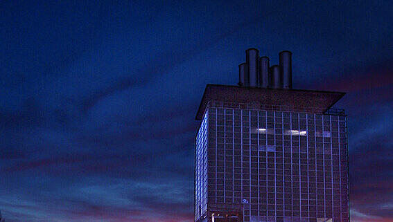 Über vier Jahre hinweg hat der Münchner Fotograf Behram Salmassinia die Bauarbeiten am alten Heizkraftwerk dokumentiert. Über vier Jahre hinweg hat der Münchner Fotograf Behram Salmassinia die Bauarbeiten am alten Heizkraftwerk dokumentiert.