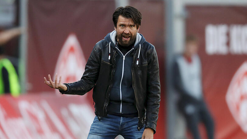 Türkgücü-Coach Peter Hyballa. Auch er und sein team stehen gehörig unter Druck. Türkgücü-Coach Peter Hyballa. Auch er und sein team stehen gehörig unter Druck.