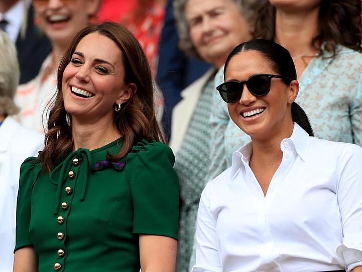 Herzoginnen beim Tennis: Kate (l) und Meghan in Wimbleton.