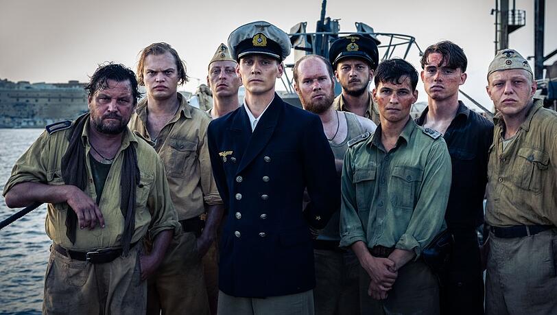"Das Boot 4" unter anderem mit den Schauspielern Rick Okon (vorne), Sascha Geršak (l.) und Wilson Gonzalez Ochsenknecht (2.v.l.).