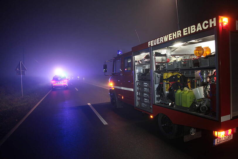 Nach dem tragischen Unfall verstirbt der 27- jährige Fußgänger noch am Unfallsort