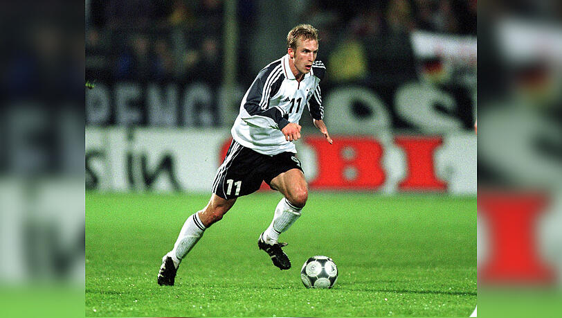 FC Bayern Amateure (1998 - 2000): Seine Karriere beginnt ausgerechnet beim Lokalrivalen FC Bayern. Für die Amateure des Rekordmeisters läuft der Feldmochinger zwei Jahre auf. Von 1999 an steht Bierofka zudem zwei Jahre lang im Aufgebot der deutsche U21-Nationalmannschaft und erzielt für den Nachwuchs des DFB in 22 Spielen sieben Tore. FC Bayern Amateure (1998 - 2000): Seine Karriere beginnt ausgerechnet beim Lokalrivalen FC Bayern. Für die Amateure des Rekordmeisters läuft der Feldmochinger zwei Jahre auf. Von 1999 an steht Bierofka zudem zwei Jahre lang im Aufgebot der deutsche U21-Nationalmannschaft und erzielt für den Nachwuchs des DFB in 22 Spielen sieben Tore.