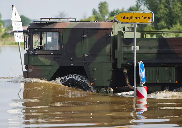 Die aktuellen Aufnahmen aus den Hochwassergebieten in Norddeutschland in unserer Bilderstrecke