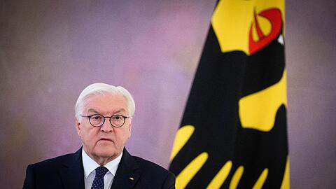 Bundespräsident Frank-Walter Steinmeier wird an der geplanten Trauerfeier für Beckenbauer teilnehmen.