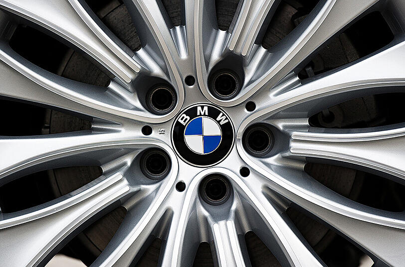 Mit Abstand stärkster Wachstumsmotor für BMW war Europa: Auf seinem größten Markt legte BMW um 9,7 Prozent auf rund 563 700 verkaufte Autos zu.