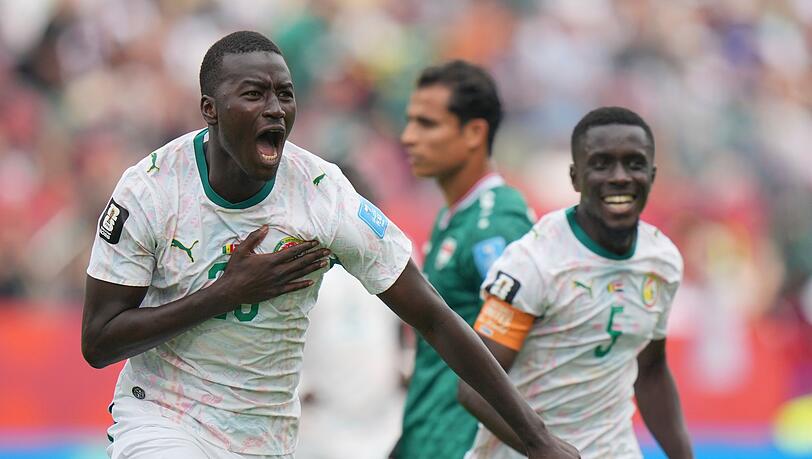 Traf nach seiner Einwechslung doppelt: Pape Gueye.