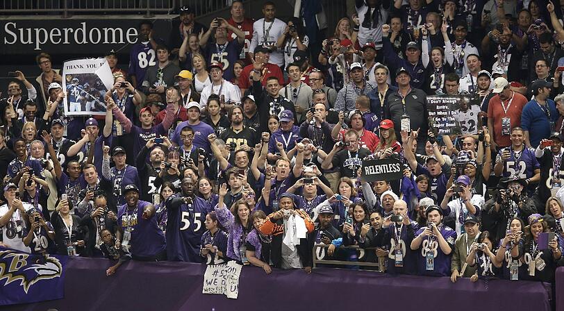 Die Footballer der Baltimore Ravens haben in New Orleans den Super Bowl gewonnen - und feiern ihren Sieg ausgiebig.