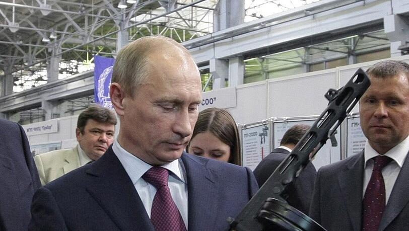 Putin auf einer Waffenmesse. Putin auf einer Waffenmesse.
