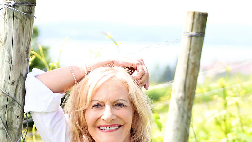 Schriftstellerin Gaby Hauptmann hat bereits 44 Bücher veröffentlicht. Viele davon wurden in Starbesetzung verfilmt. Schriftstellerin Gaby Hauptmann hat bereits 44 Bücher veröffentlicht. Viele davon wurden in Starbesetzung verfilmt.