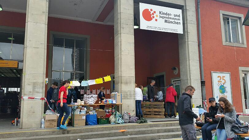 Die Lage am Hauptbahnhof ist am Mittwochmorgen deutlich entspannter als gestern.